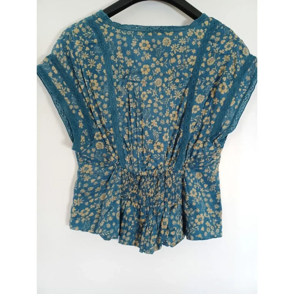 NWT Free People Top Corset Style Boho Crochet Lace Size Small Peplum Smocked